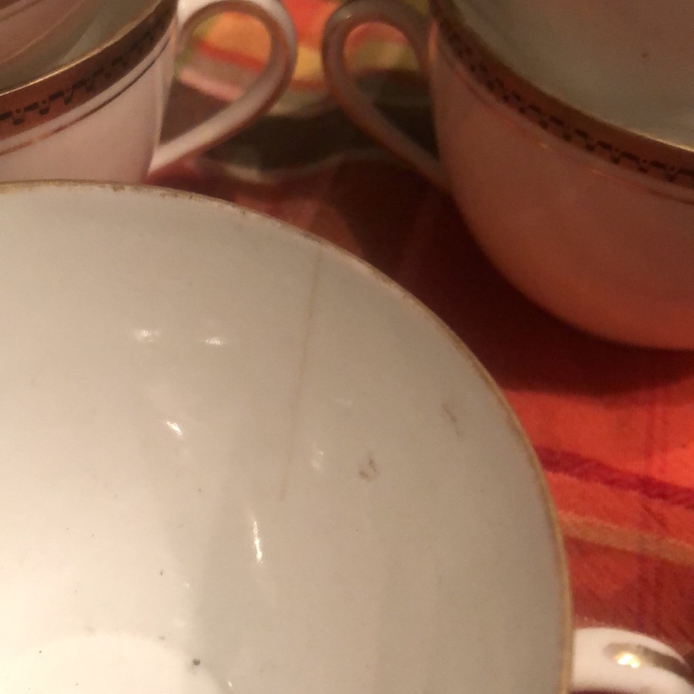 17 piece soup and saucers - Picture 3 of 6
